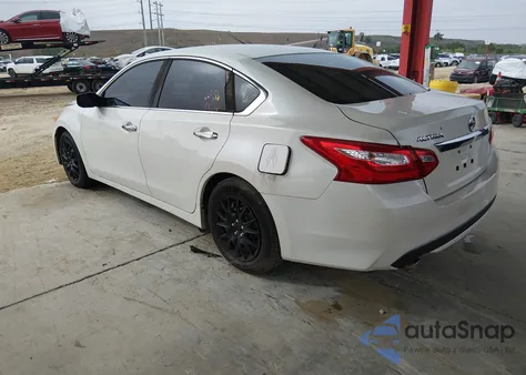 2016 Nissan Altima 2.5/2.5 S/2.5 Sl/2.5 Sr/2.5 Sv z USA, uszkodzony, nr VIN 1N4AL3AP3GC255698